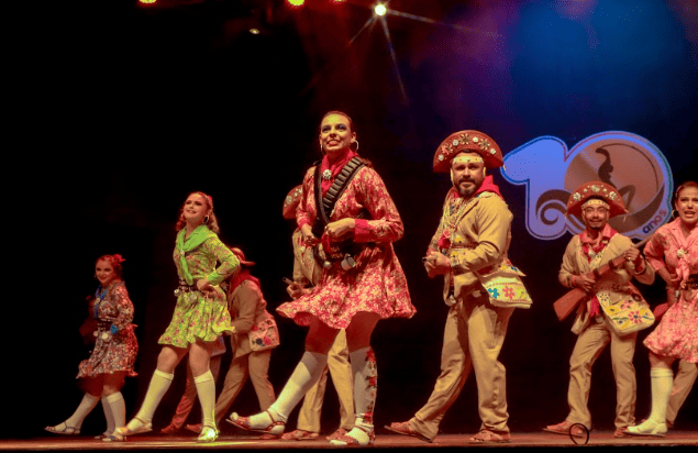 Cia. de Dança Estrelas da Rua